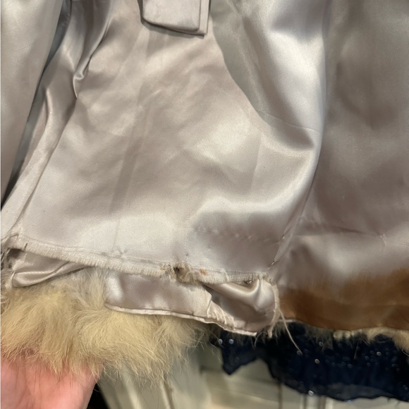Vintage Real sliver fox Fur coat. Saga Fox - Picture 8 of 8